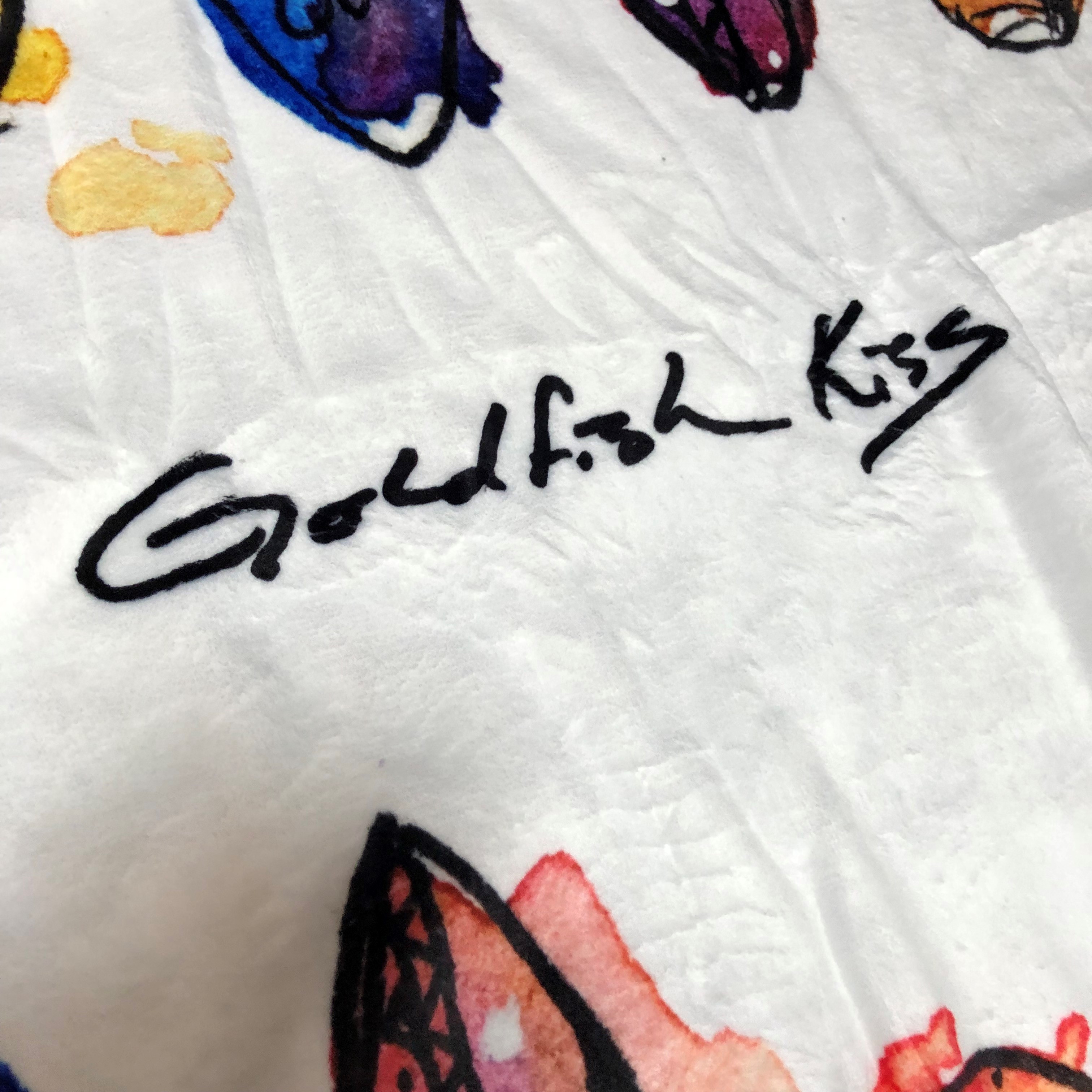 uPbg@Goldfish kiss